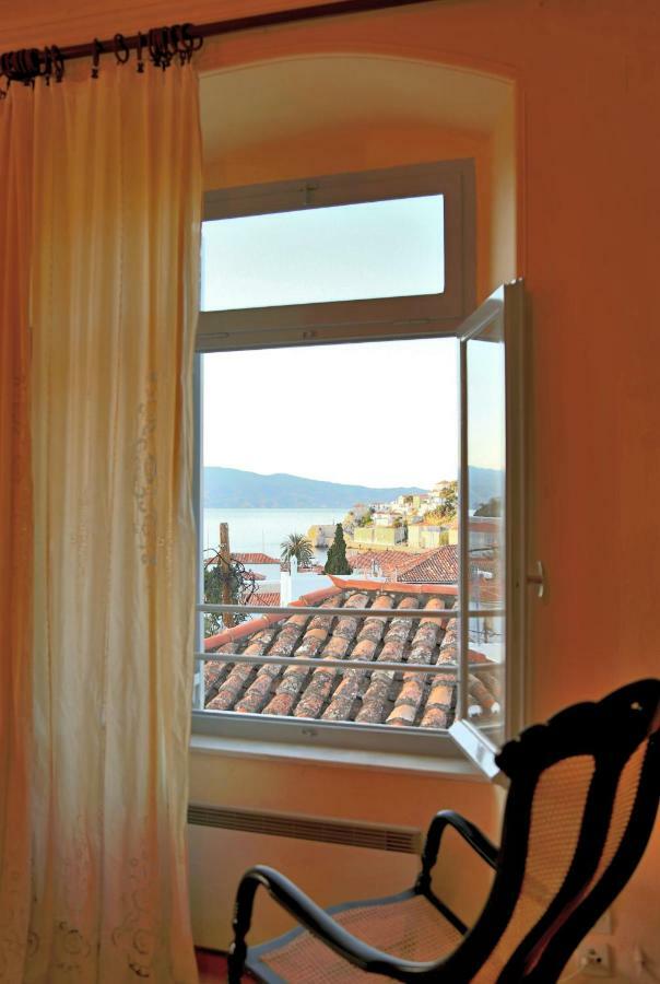 Vila Hydra Optima Exteriér fotografie